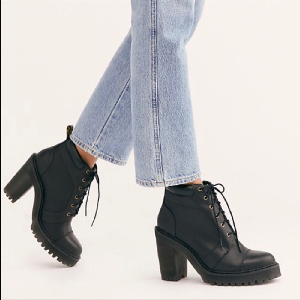 Dr. Martens Averil 6-eye Padded Collar Heel Boots - Picture 12 of 16